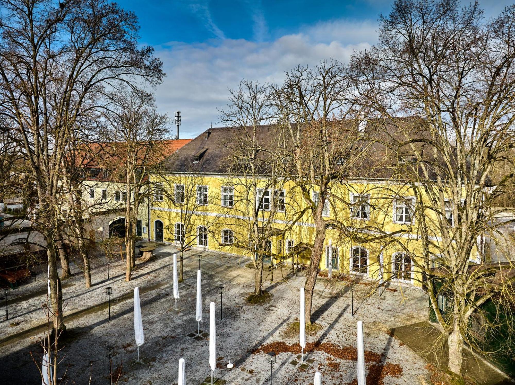 Hotel Schönbrunn Landshut Exterior foto